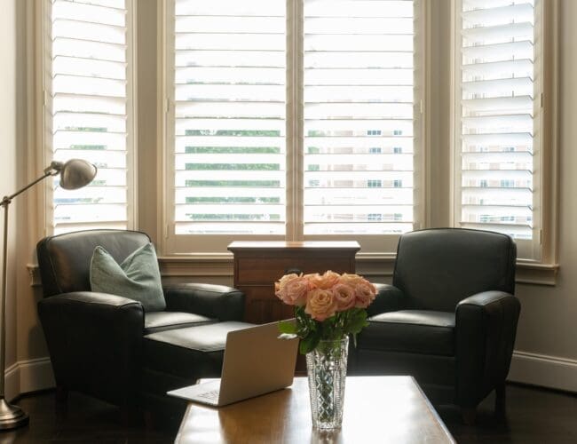 Bay window cafe style shutters, lounge, cream